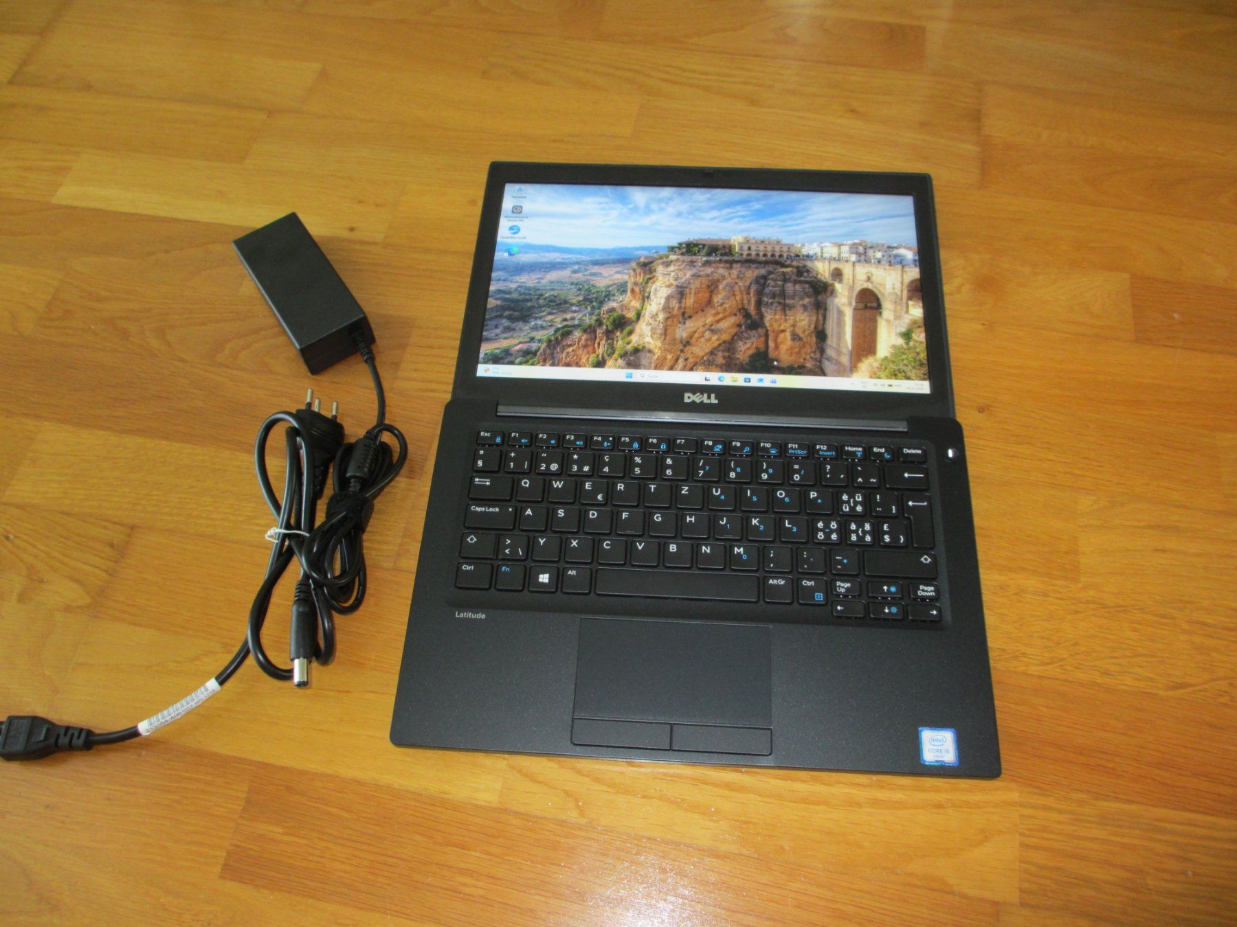 Dell Notebook: DELL Latitude 7280 mit Windows 11 25H2 – Usato da Sargans venduto da eberle12 1