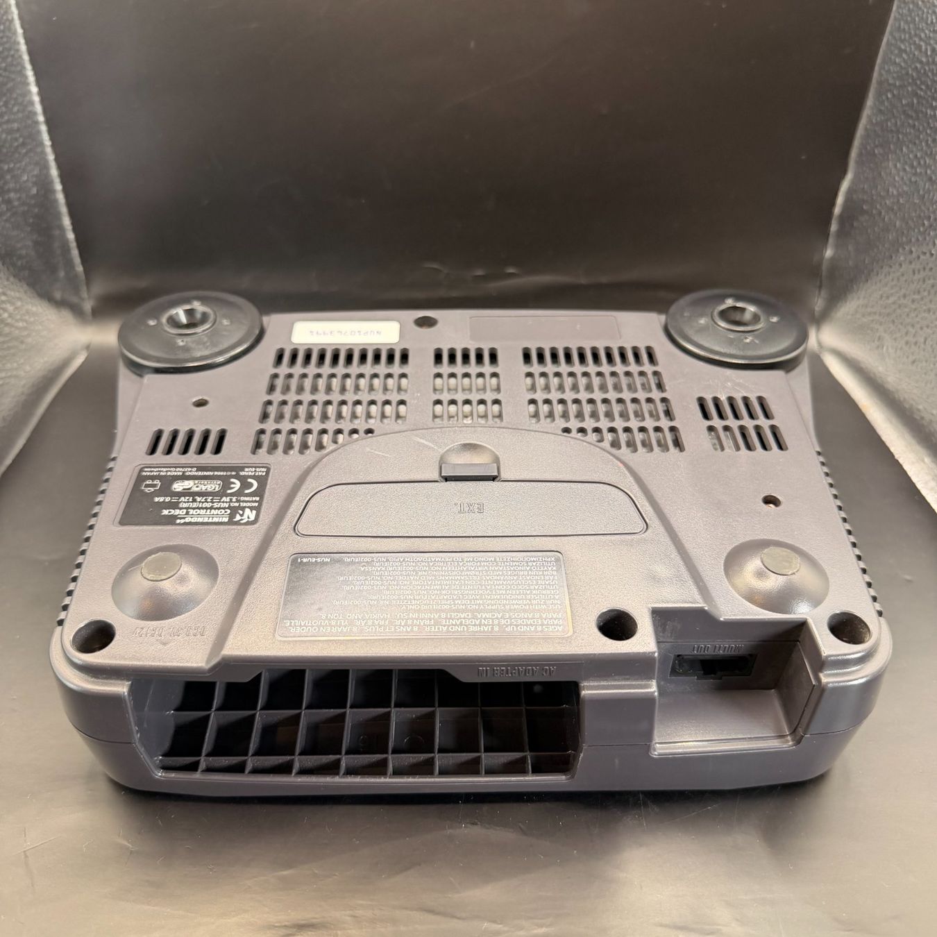 Nintendo Console: Nintendo 64 Konsole Grau mit Controller – Usato da Düdingen venduto da Nerdworld 2
