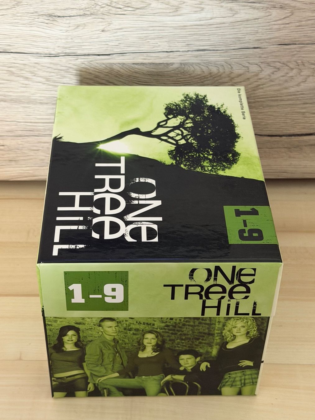 Tutti i DVDs: One Tree Hill Die komplette Serie DVD Box-Set – Usato da Altstätten SG venduto da sheamus 4
