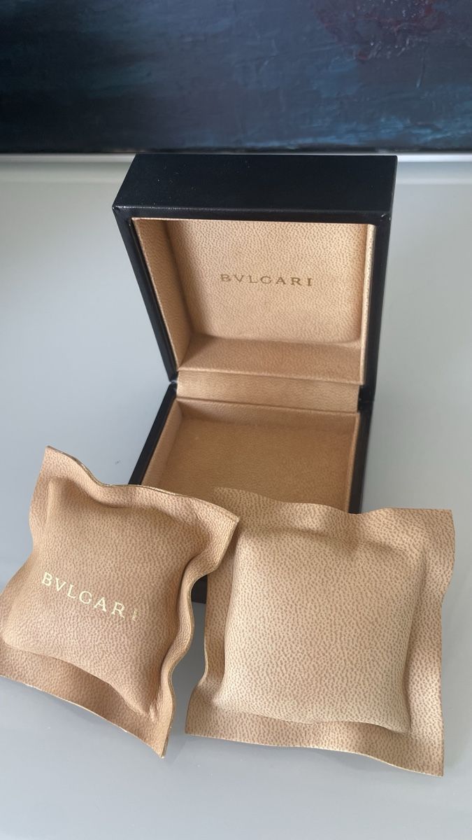 Coffrets à bijoux: Bulgari Schmuckkästchen Leder – D'occasion à Zürich par Julia_ZRH