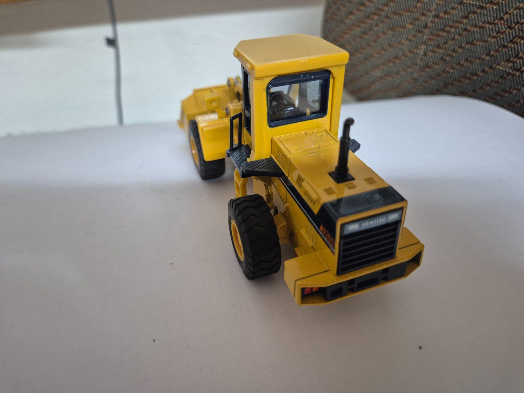 Komatsu Modellbausätze & Standmodelle: KOMATSU WA 350 – Gebraucht aus Moutier von cat365 1
