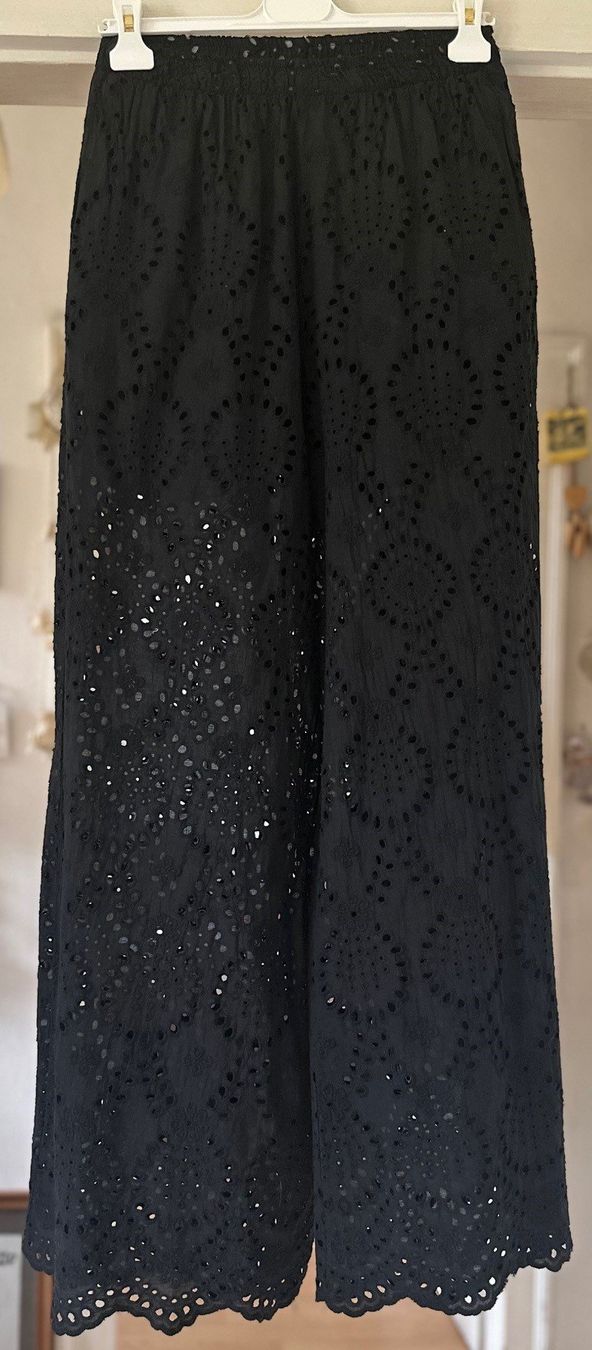 Pantaloni: PANTALONS EN COTON EN DENTELLE! M – Nuovo e nell'imballaggio originale da Locarno venduto da NicoNion