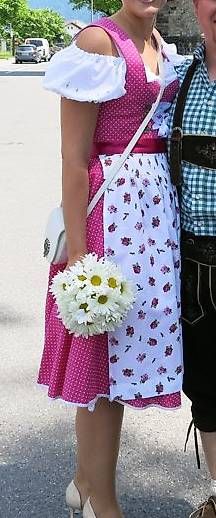 Vestiti: Hochwertiges Chiemgauer Dirndl mit Tasche – Usato da Frutigen venduto da WhiteOrchid01