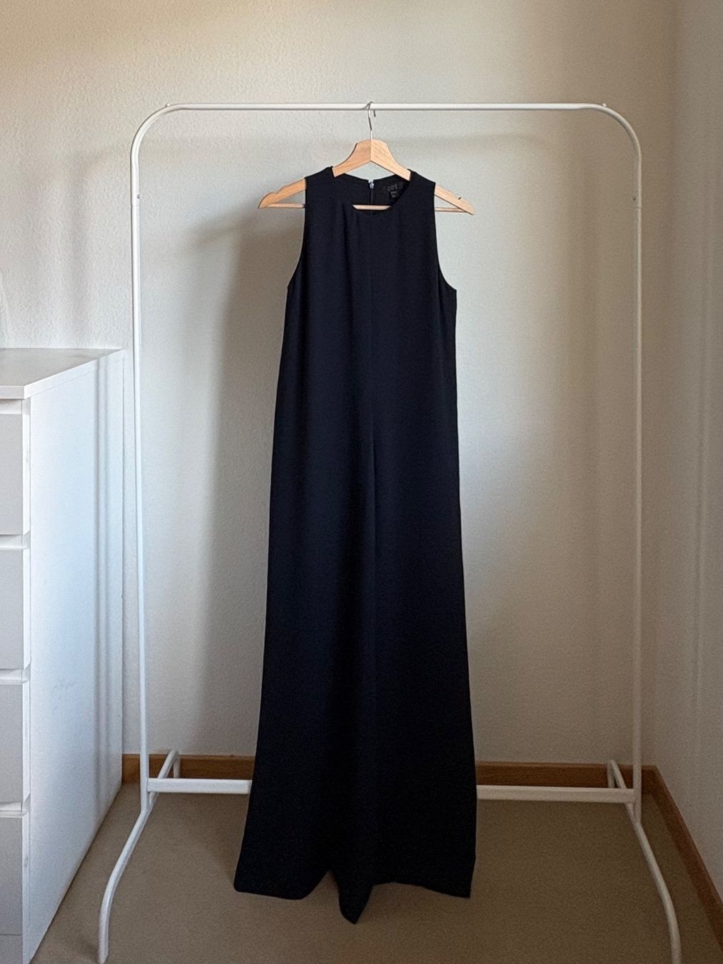 Cos Vestiti: langes Kleid von COS – Nuovo (secondo la descrizione) da Zürich venduto da bbbggg