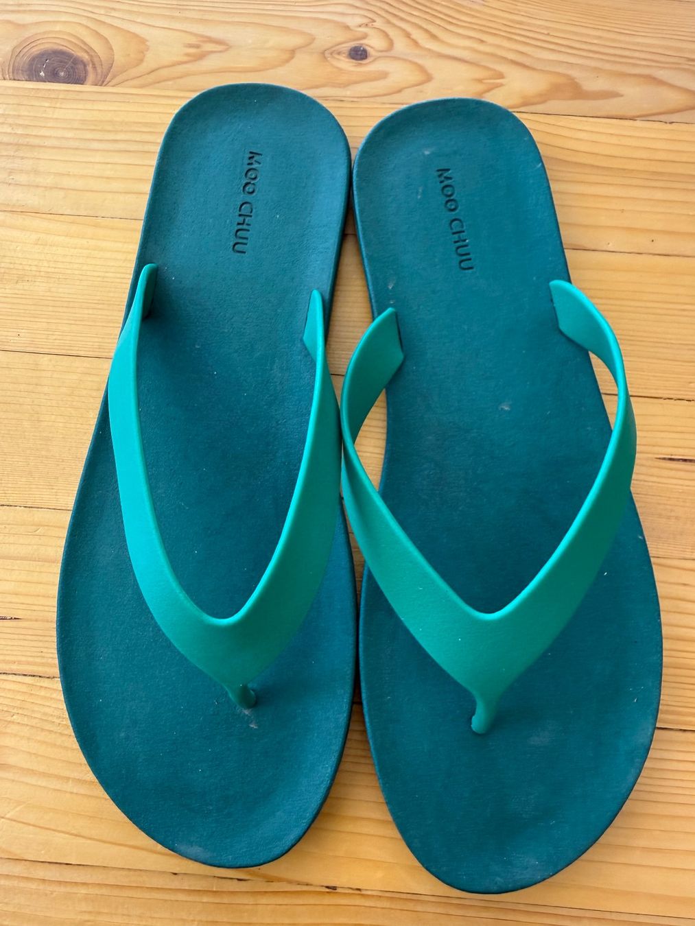 Herrenschuhe: Flip-Flops Grösse 41 Grün – Gebraucht aus Kirchdorf AG von coco123