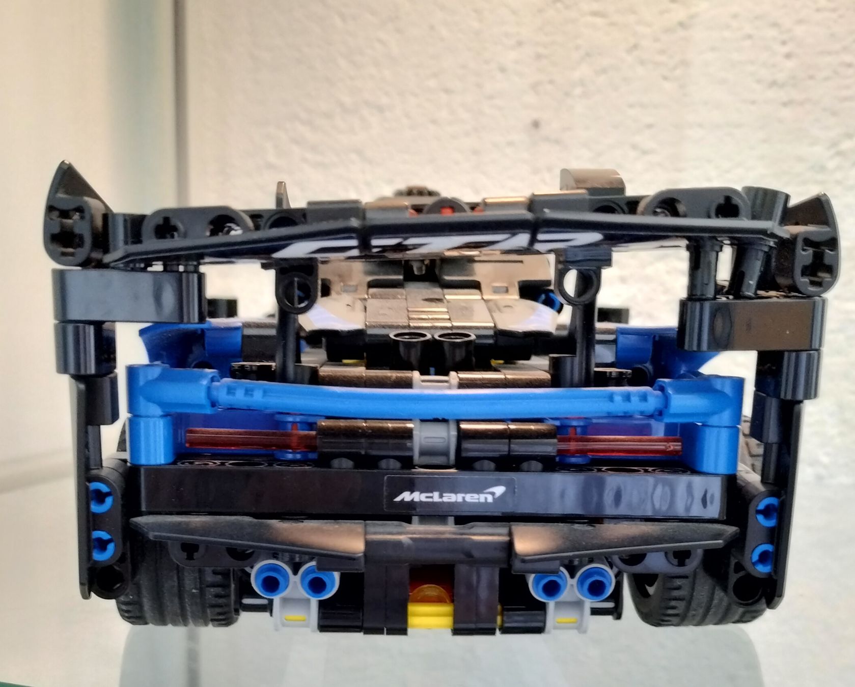 Lego Kit di costruzioni: Lego Technik Mc Laren Senna GTR – Nuovo (secondo la descrizione) da Heimenschwand venduto da Gurnigel0 1