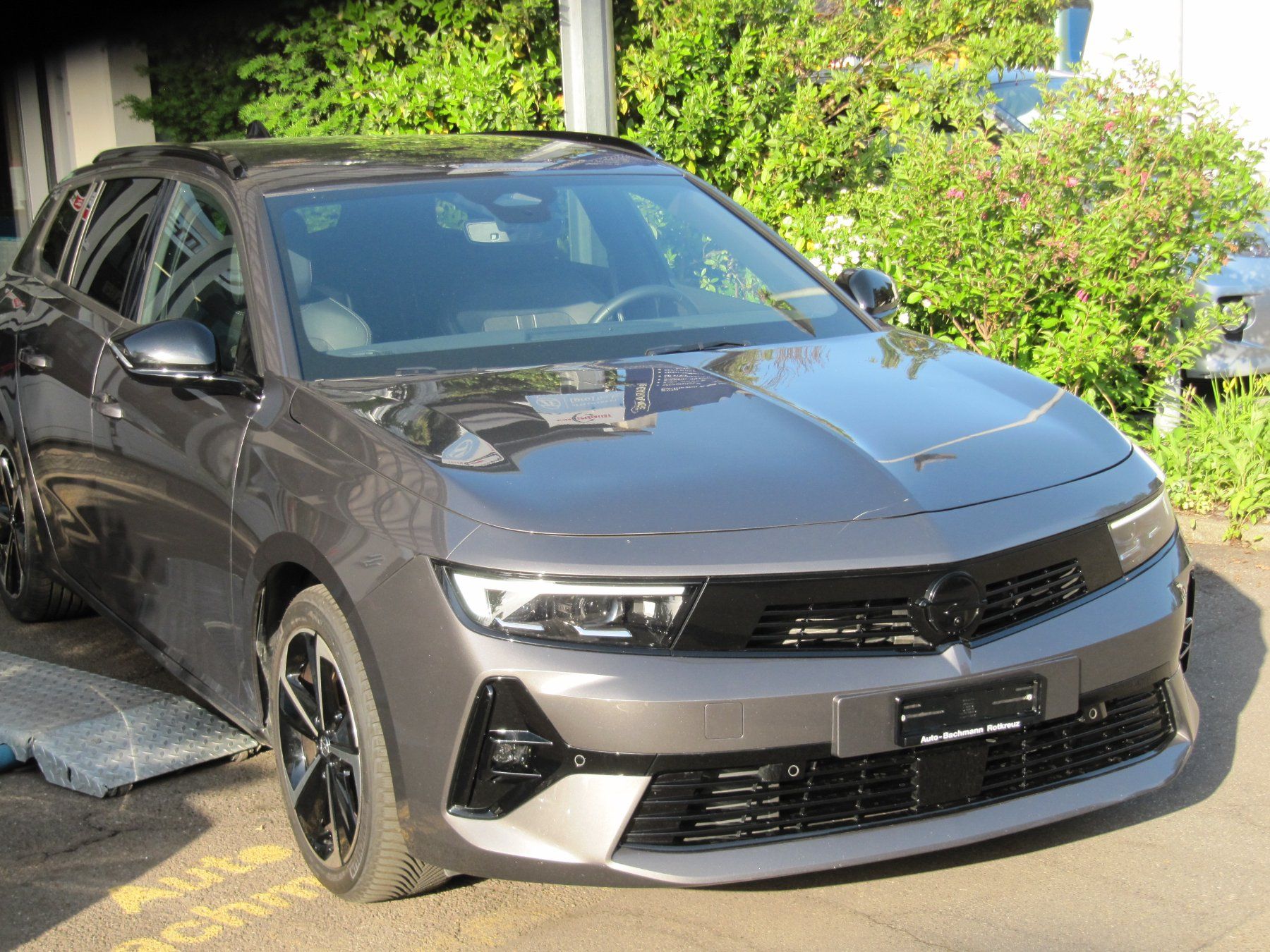 Opel Autos: Opel Astra L 1.6 PHEV – D'occasion à Rotkreuz par auto-bachmann