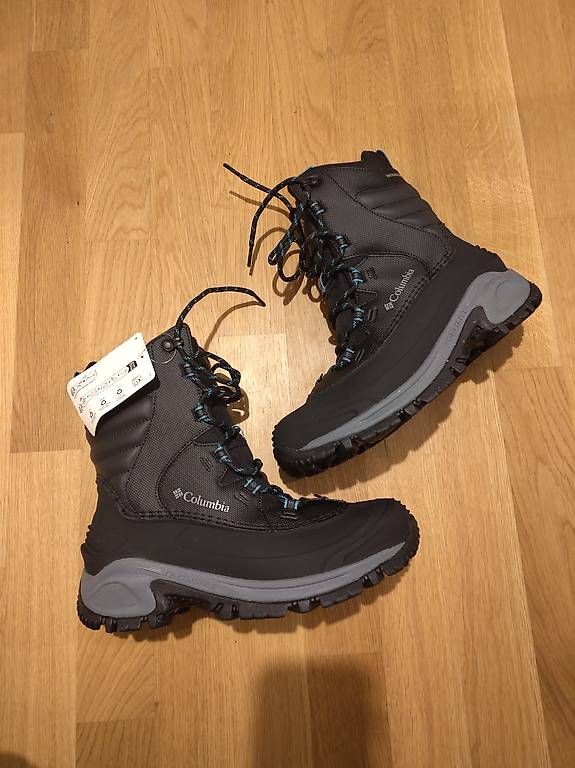 Columbia Scarpe da donna: Columbia Bugaboot III neuve 39.5 – Nuovo e nell'imballaggio originale da Morges venduto da L_6688