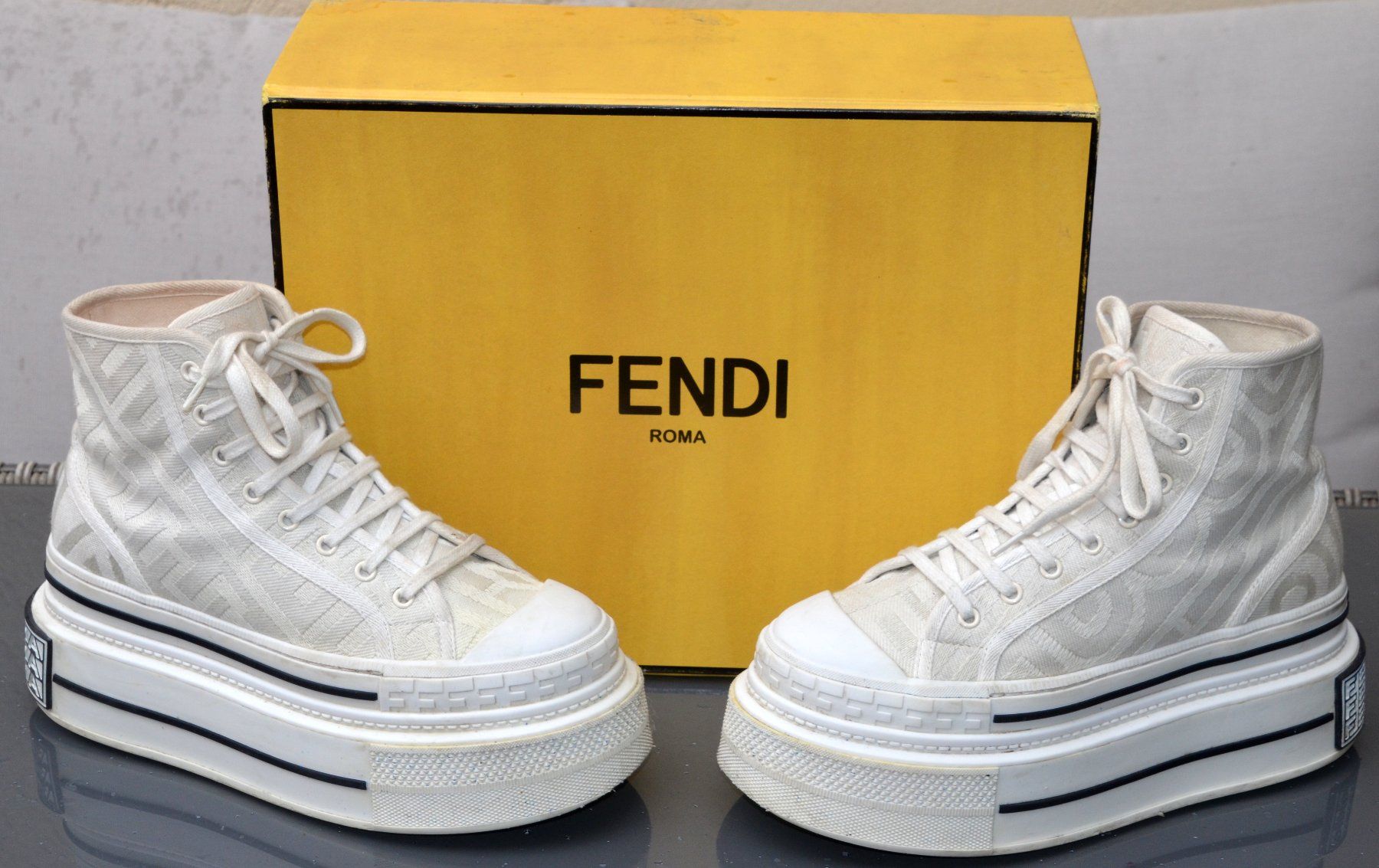 Fendi Damenschuhe: Fendi Sneakers  .37 – Gebraucht aus Collonges von arashee 2