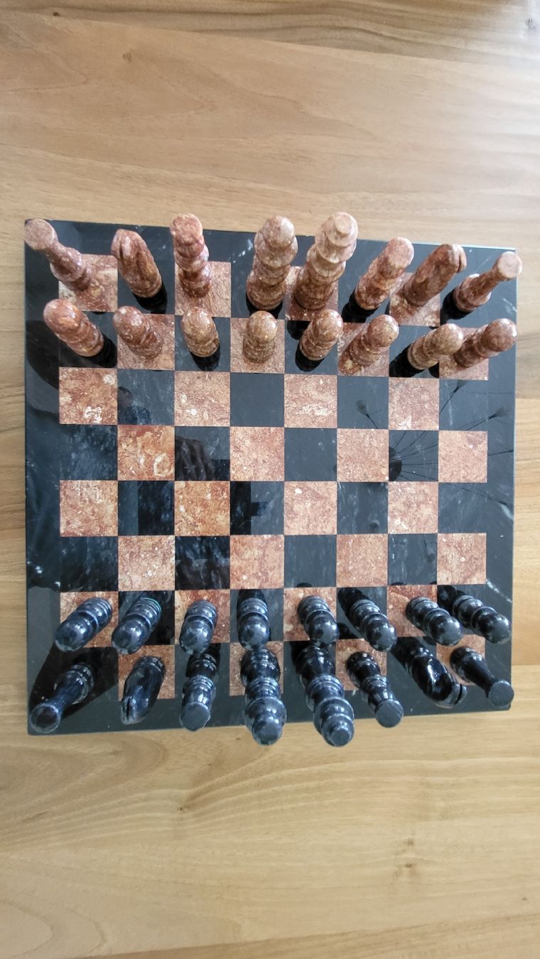 Jeux: Schachspiel aus echtem Marmor – D'occasion à Döttingen par Alis68 3