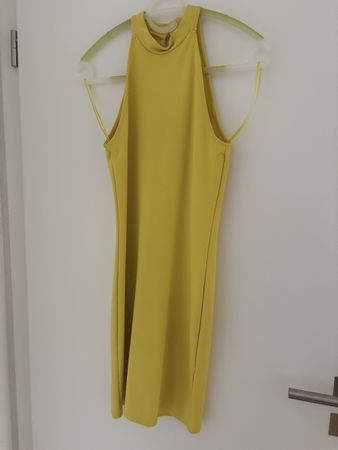 Sommerliches, gelbes Kleid, Grösse 36/38 - Perfekt für dich!