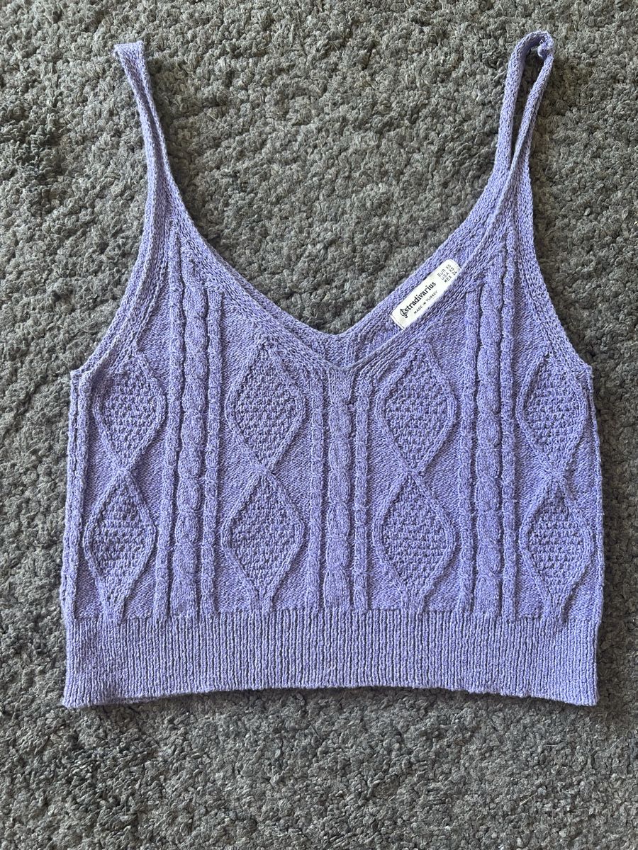 Stradivarius Top: •Stradivarius•Wunderschönes Strick-Crop-Top in Lavendel  – Nuovo (secondo la descrizione) da Effretikon venduto da Briga.S.
