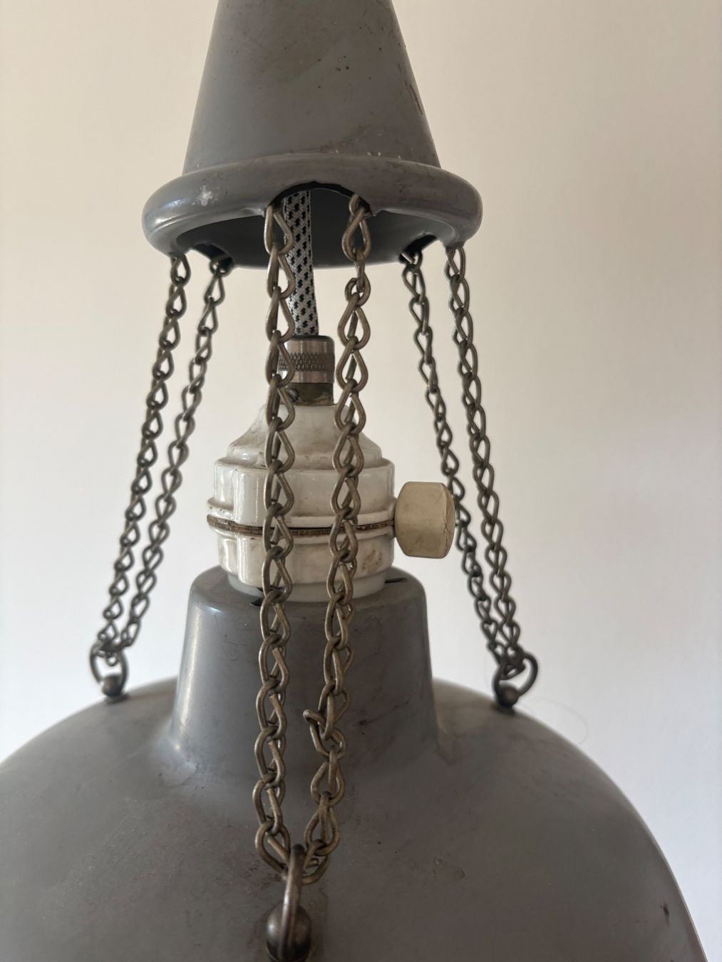 Belmag Lampade: BELMAG Industrielampe – Usato da Winterthur venduto da domenico_84 1