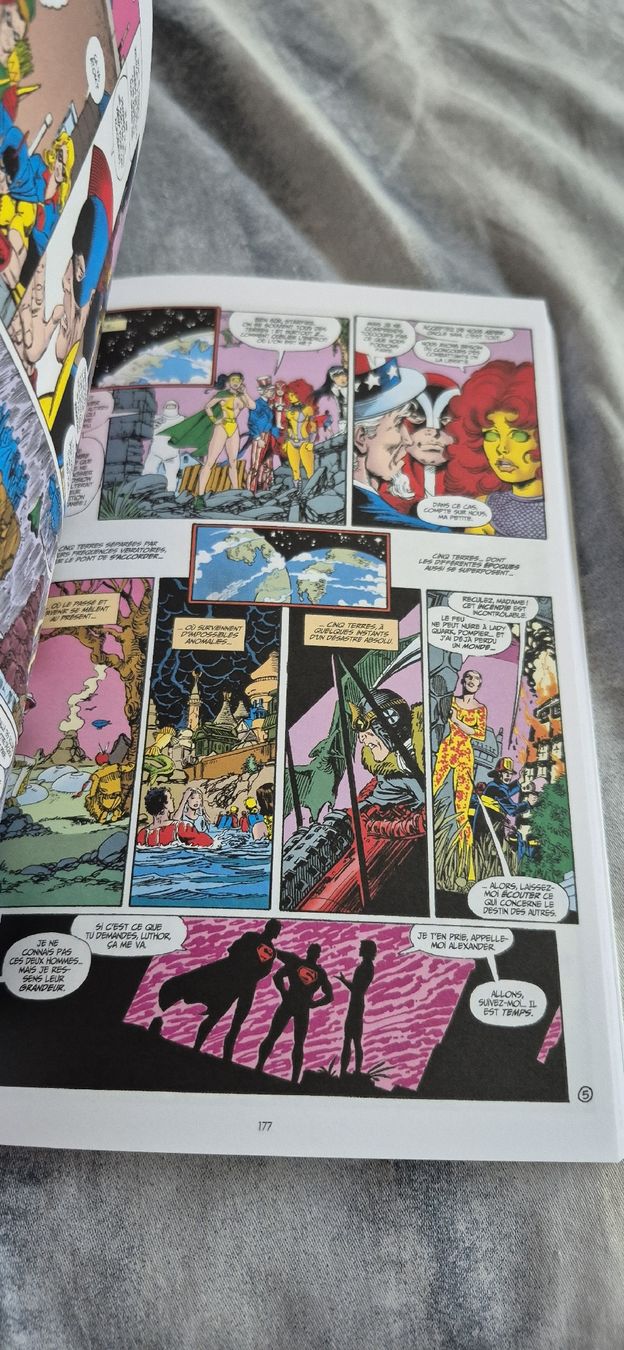 Fumetti: CRISIS ON INFINITE EARTHS DC COMICS RÉCIT COMPLET FR BATMAN – Usato da Grand-Lancy venduto da luc111 7