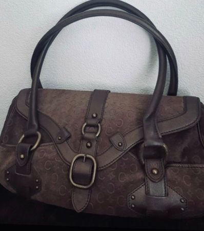 Céline Tasche, Original