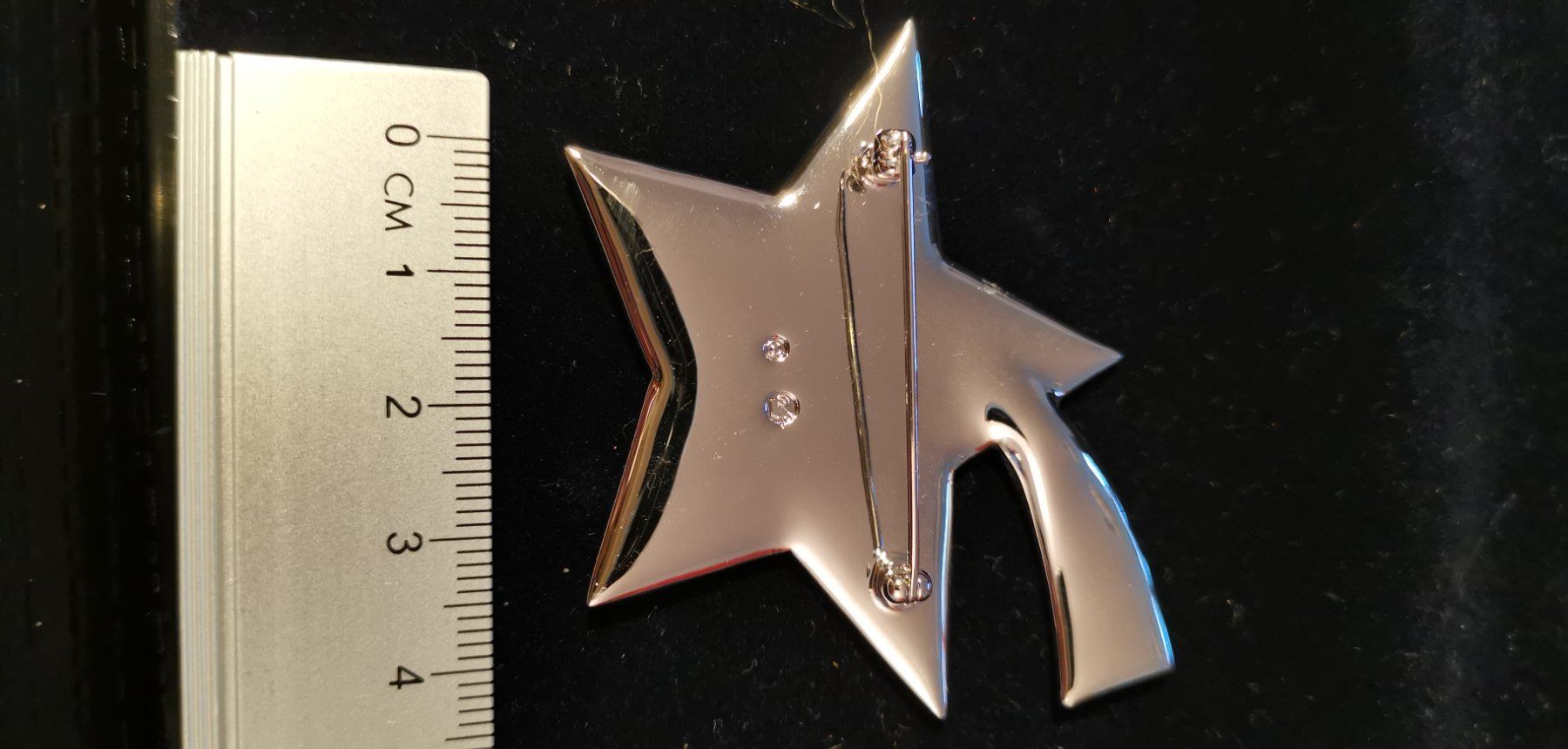 Swarovski Spille & Fermagli: Swarovski Brosche Stern mit Schweif – Nuovo (secondo la descrizione) da Zürich venduto da Efriede 2