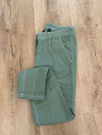 Khaki Hose mit Ziernaht von Rainbow Gr. 38