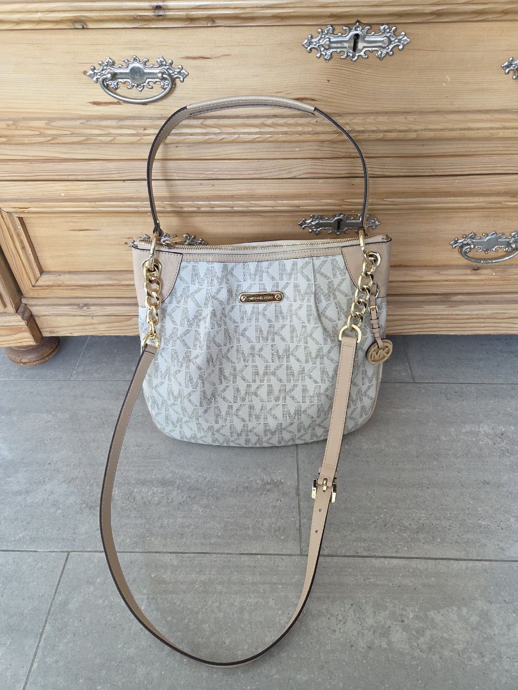 Michael Kors Borse da donna: schöne Tasche Michael Kors – Usato da Wiesendangen venduto da Sinhuk 1