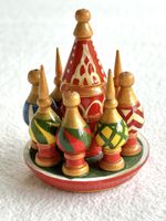 Russische Khokhlomakunst: miniatur Kreml