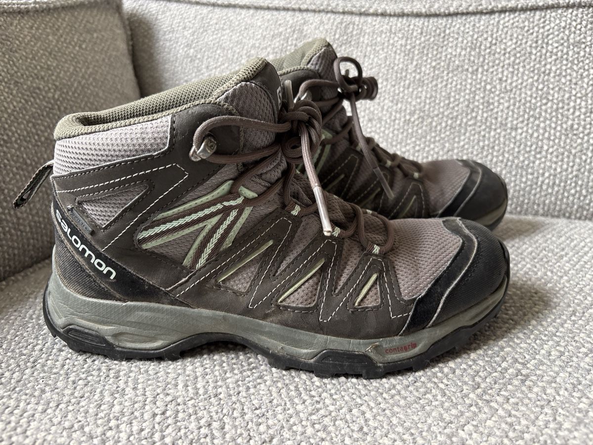 Salomon Chaussures hommes: Wanderschuhe Salomon Gr. 40 – D'occasion à Basel par elsabbasel
