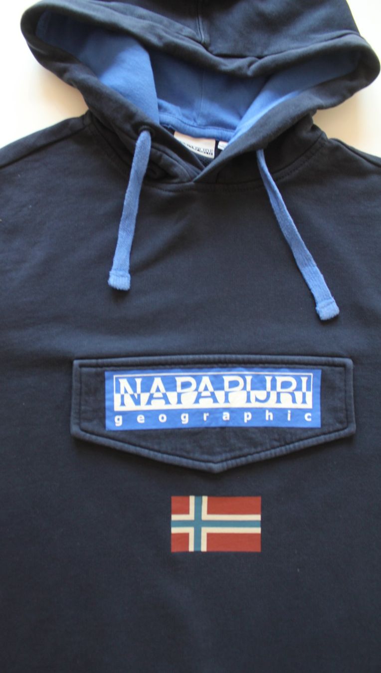 Napapijri Maglioni & Felpe: Pull à capuche Napapijri  bleu marine     t.S – Usato da Peseux venduto da Gilloss 1