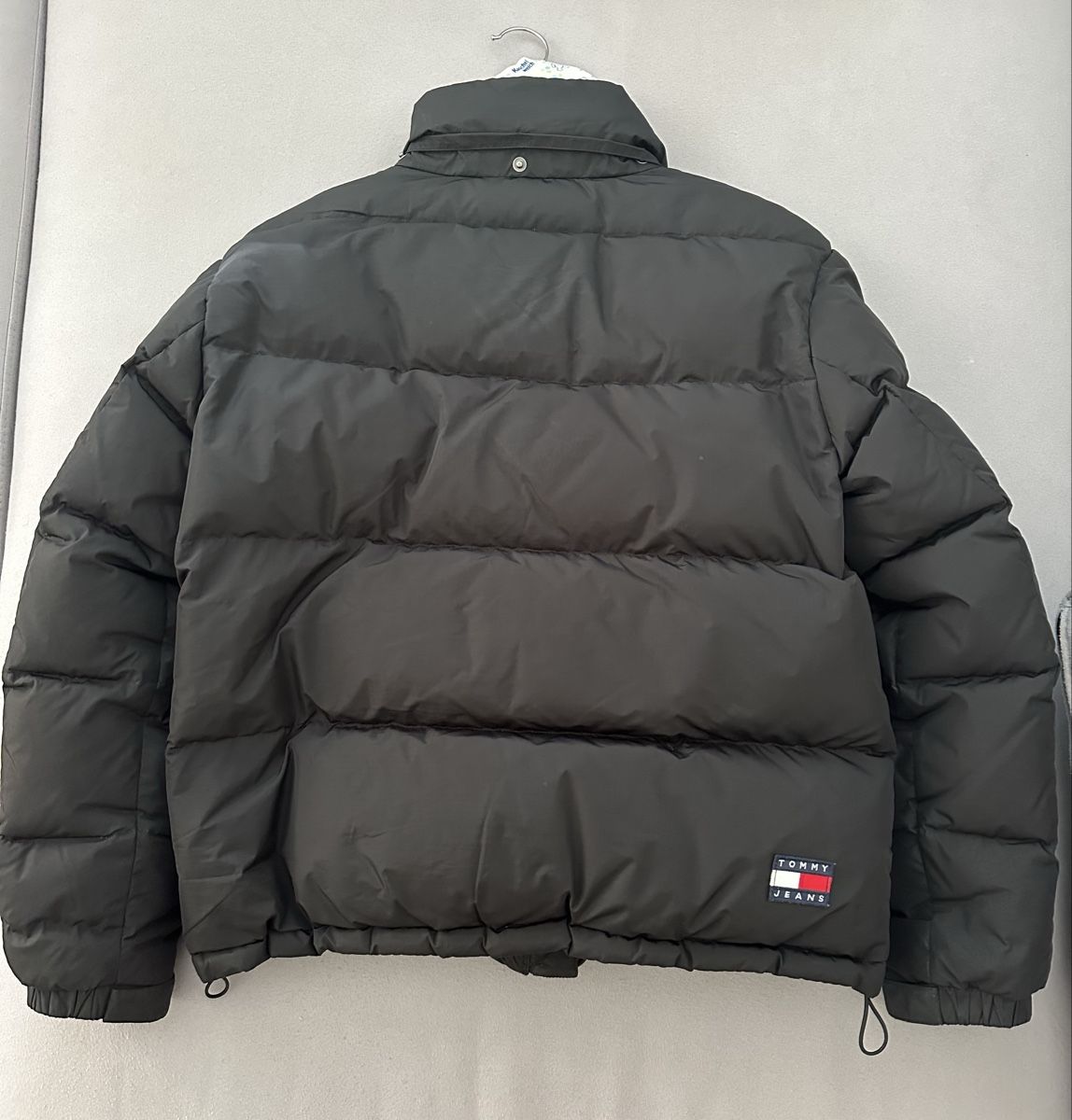 Tommy Hilfiger Jacken: Daunenjacke The Alaska Puffer – Neu (gemäss Beschreibung) aus Niederscherli von j.joerg 1