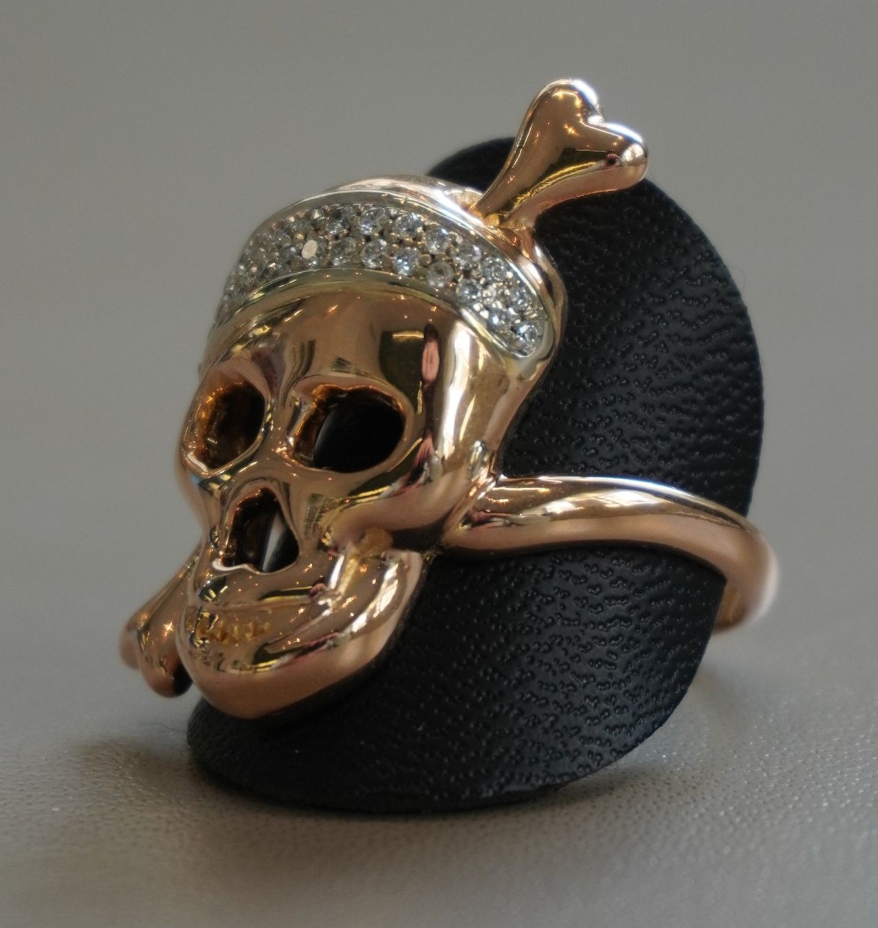 Anelli: Bague Tête de mort en or – Usato da Genève venduto da Harold-W 1