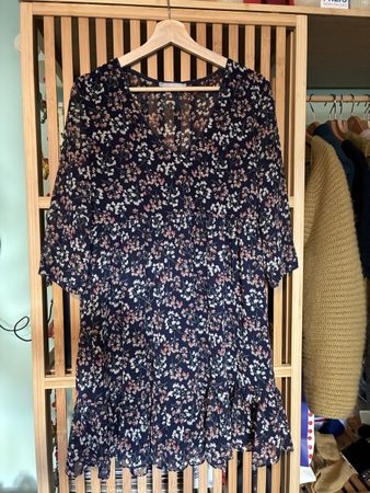 Sommerliches Kleid von Mamouchka, Grösse S, Blumenmuster