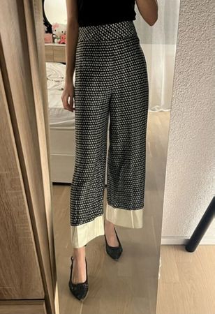 Zara Hose gemustert weit geschnitten Grösse S 