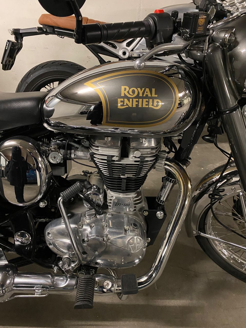 Royal Enfield Route: Royal Enfield Classic 500 – D'occasion à Winterthur par 4Klang 1