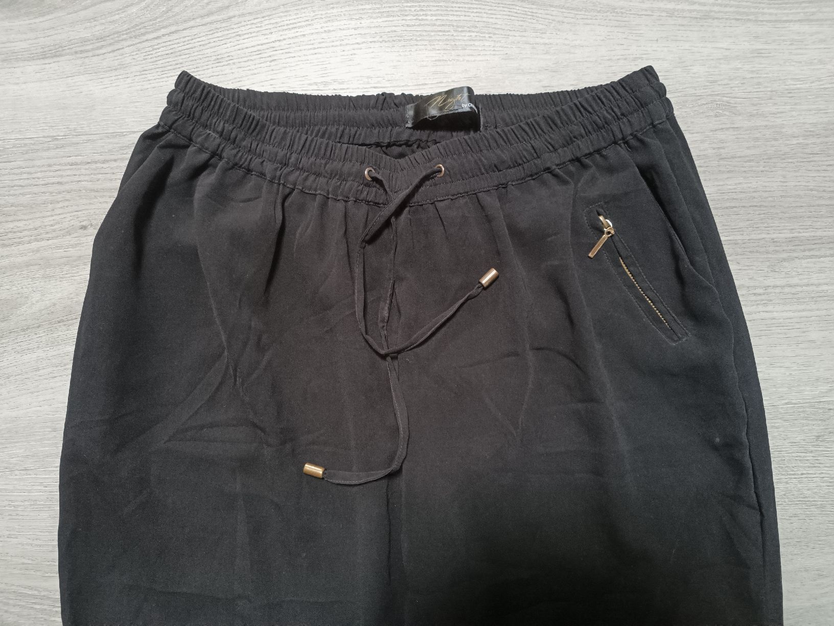 Pantaloni: Neue Hose L – Nuovo (secondo la descrizione) da Bätterkinden venduto da Elefantenzoo 1