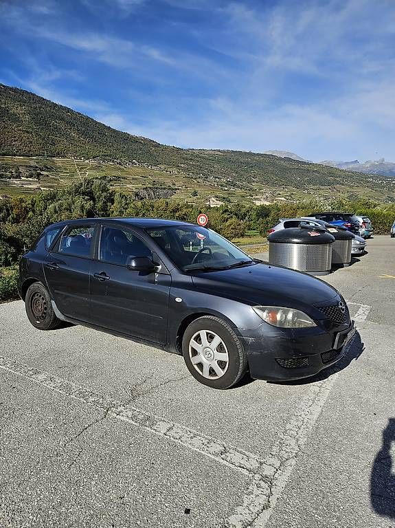 Mazda Autos: Mazda 3 1.6 essence – D'occasion à Bramois par Jonv9 1