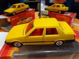 Toyota Corolla 1-43 (mit Box) Dandy  (Boo4)