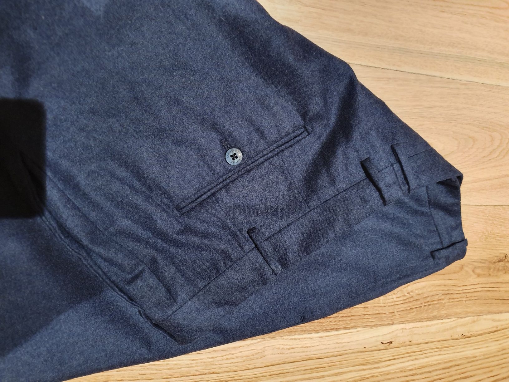 Pantaloni: Corneliani, Hose, Wollhose, 56 – Nuovo (secondo la descrizione) da Winterthur venduto da Sjull 4