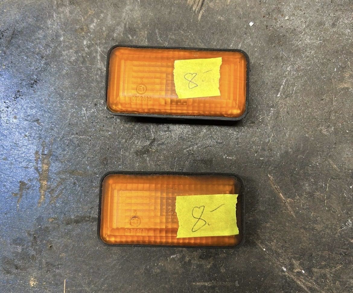 Volkswagen Tutti pezzi di ricambio auto: Clignoteur vw golf 3 / vento – Usato da Muraz (Collombey) venduto da Wolfdog1978