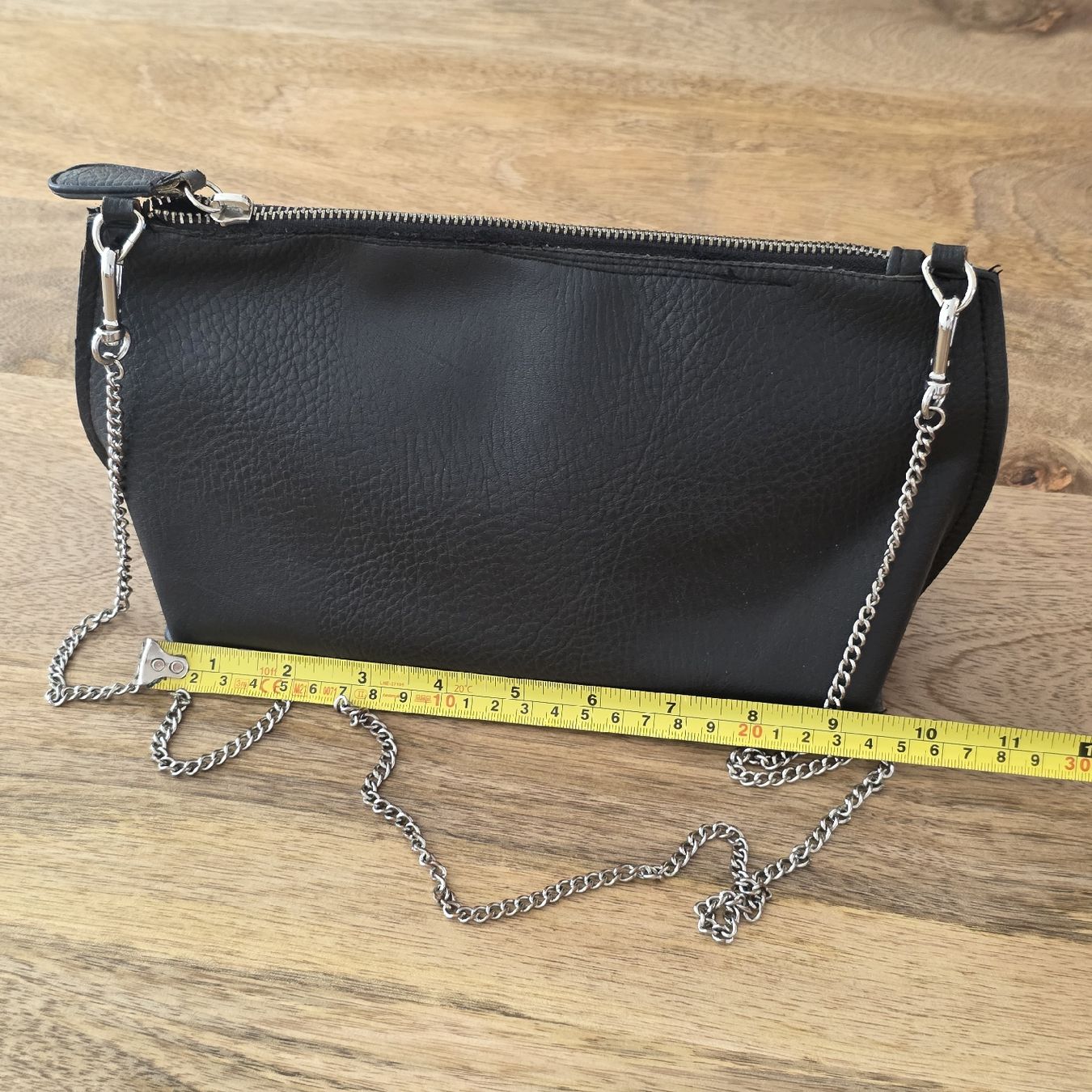 Borse da donna: Tasche schwarz Kunstleder Kette OVS. – Usato da Rheinsulz venduto da Gilea 7
