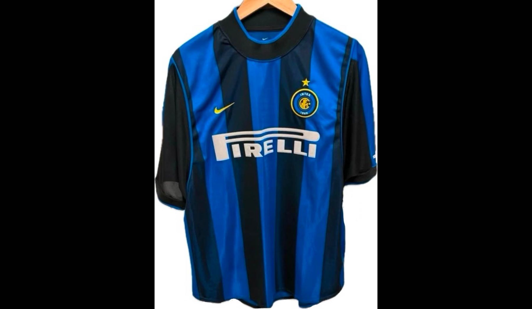Nike Leibchen & Hosen: Inter Milan Rare collection Ronaldo9 Authentic 1999/2000 – Gebraucht aus Genève von RdV-o-BuyMorePayLess