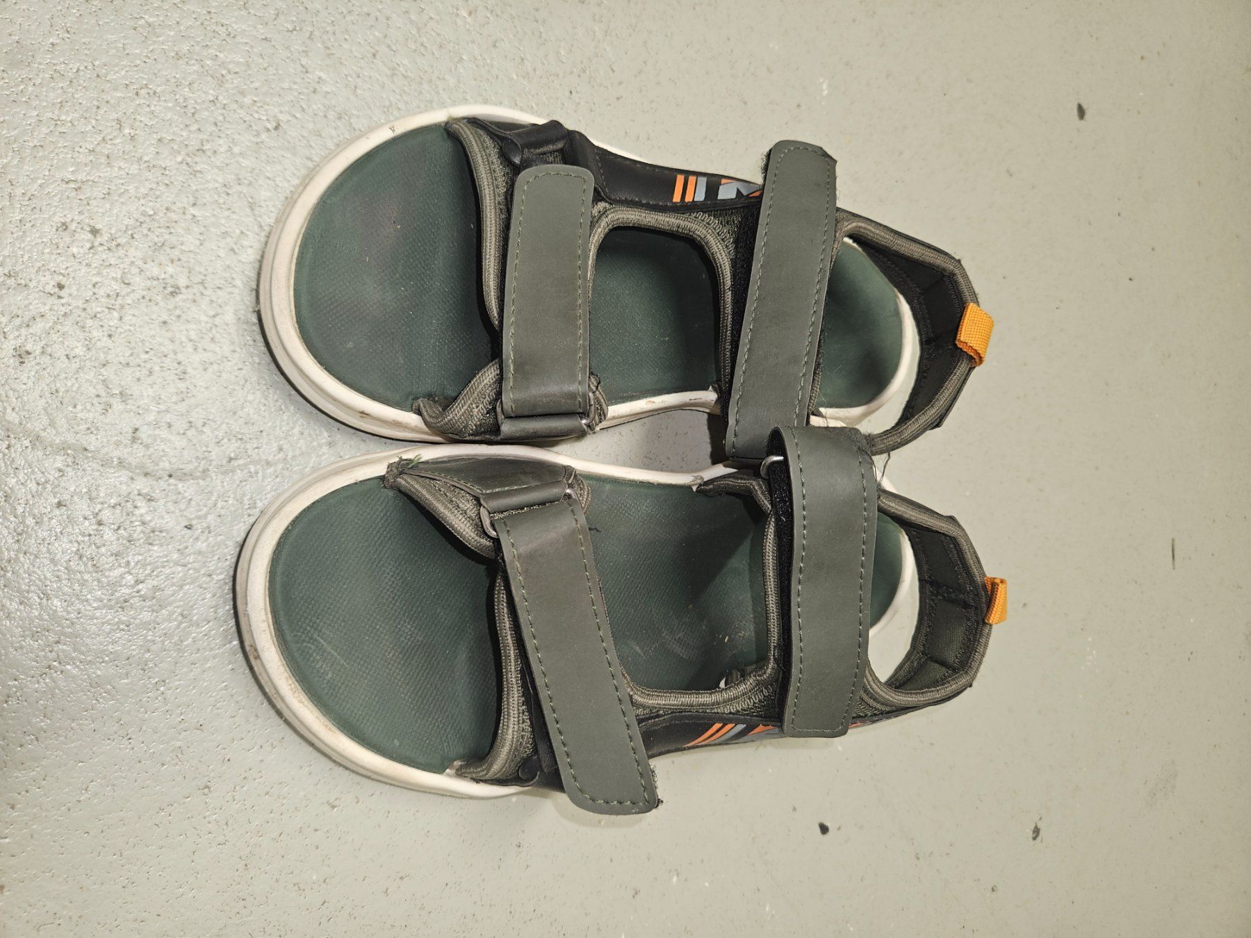 Scarpe per ragazzi: Jungen Sandalen Gr.34 – Usato da Härkingen venduto da er__tj5r