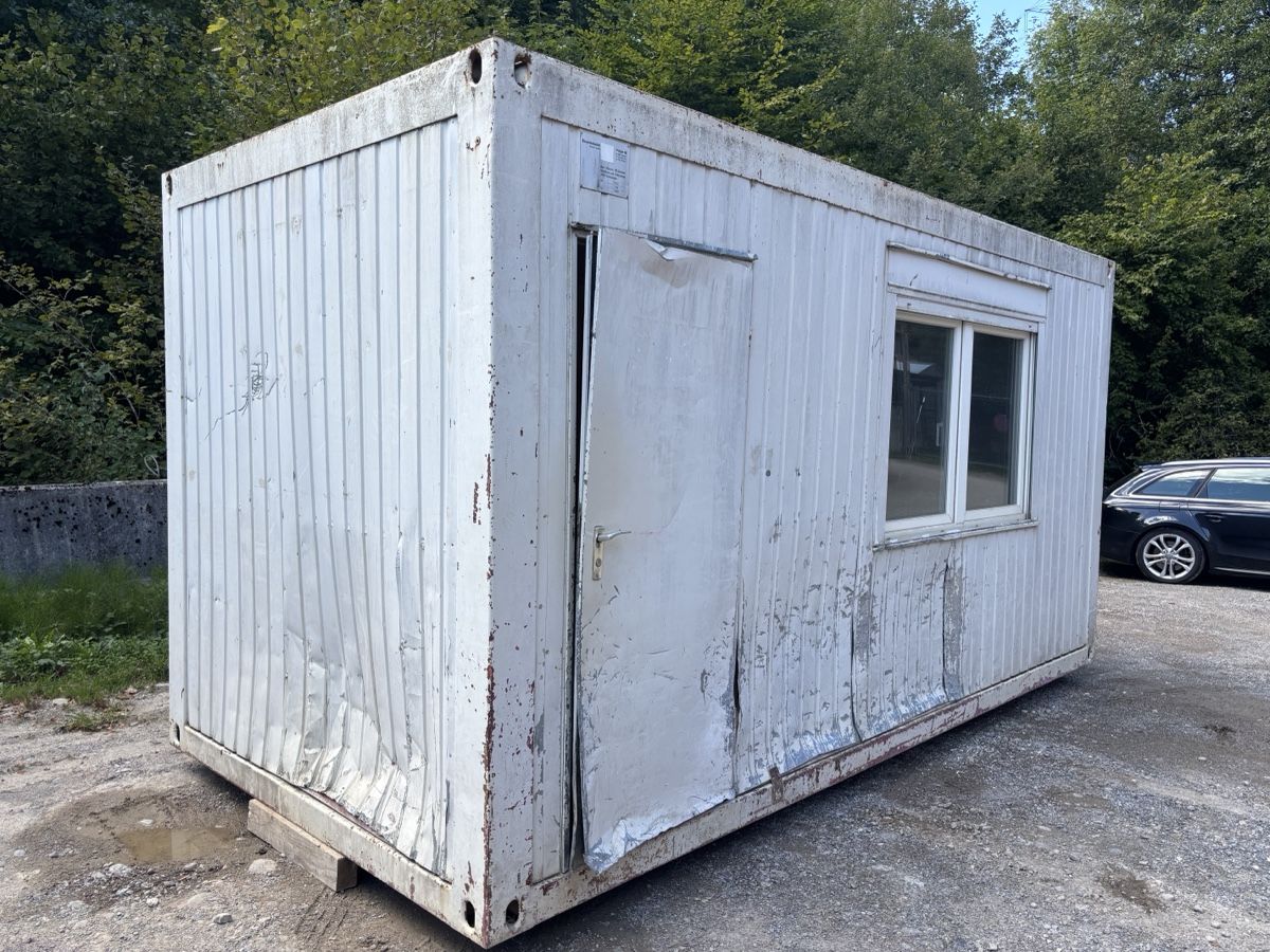 Conteneurs de construction: Baucontainer gebraucht 5x2.45x2.60m – Défectueux à Saland par LionKing17