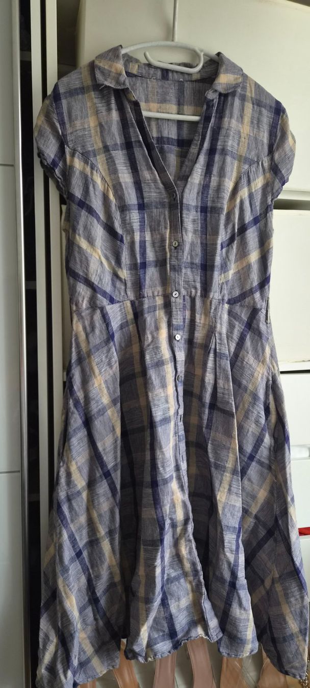 Vestiti: Schönes Kleid Gr. 42 – Usato da Frenkendorf venduto da Chrigeli01