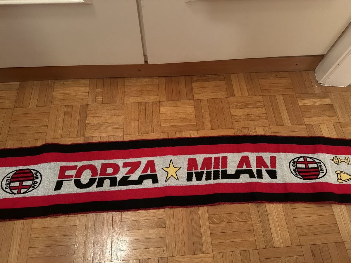 Foulards & écharpes: Écharpe AC Milan rouge noir blanc  – D'occasion à Lausanne par Pascal9999 3
