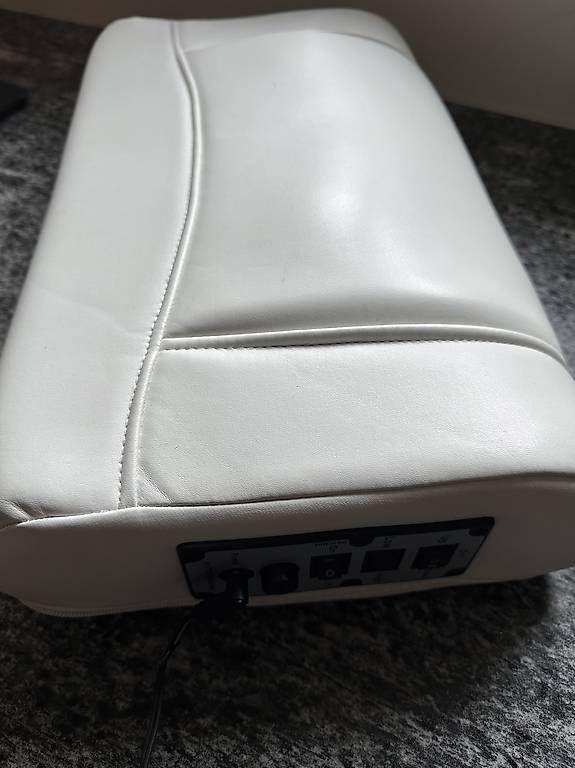 Appareils de massage: Cuscino Massaggiante/Massagekissen – D'occasion à Roveredo GR par ang_cc9l