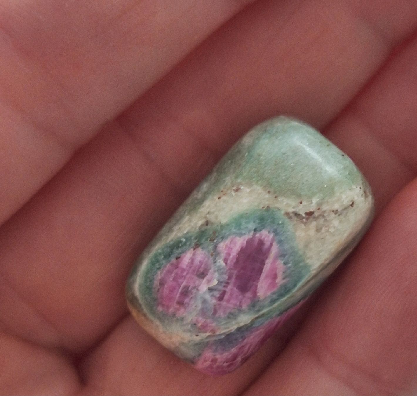 Edelsteine: Rubin Fuchsit Handschmeichler – Gebraucht aus Aeugstertal von firefly33 3