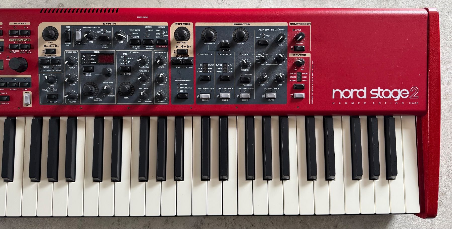 Nord Strumenti musicali: Nord Stage 2 88 HA with case – Usato da Zürich venduto da Franz130175 6