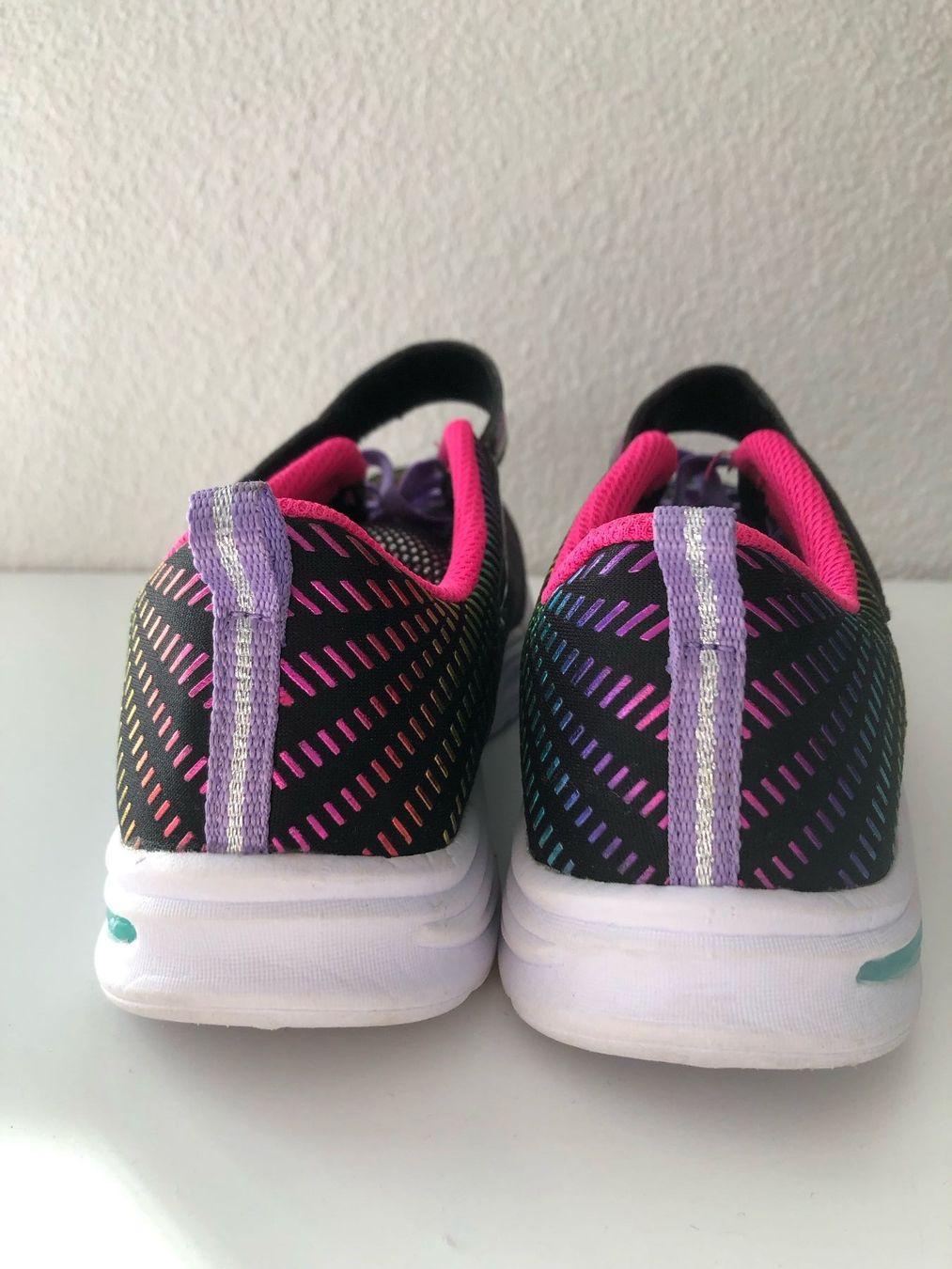Skechers Scarpe per ragazze: Skechers Sneaker Gr. 35 Mit Licht – Usato da Egg b. Zürich venduto da egg2665 5