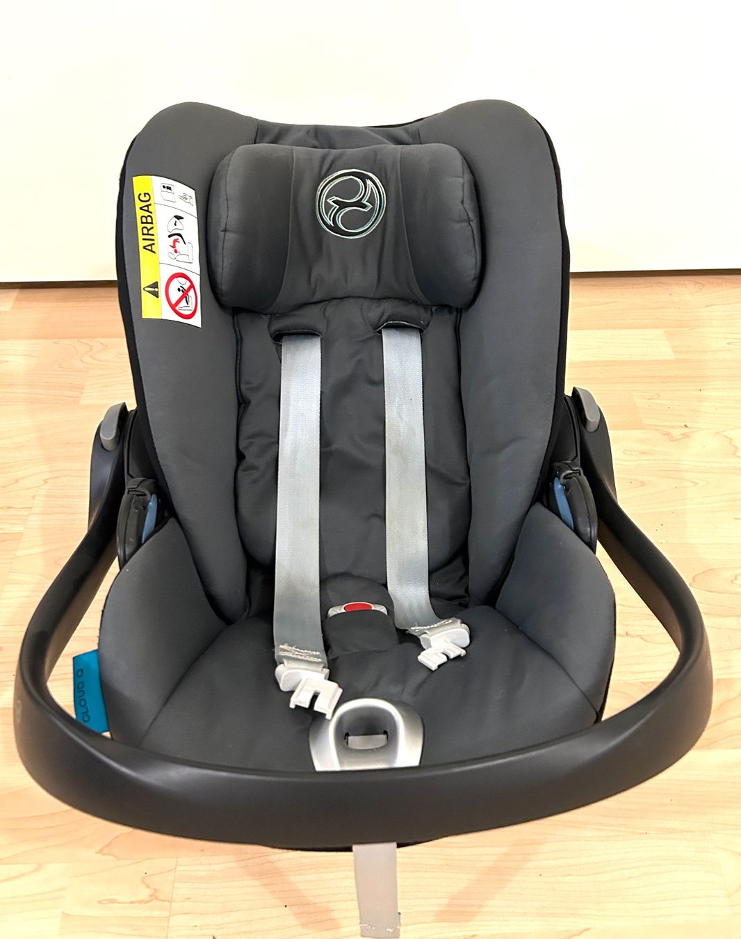 Cybex Seggiolini per auto: Babyschale Cybex Cloud Q inkl. Base Q Fix – Usato da Lachen SZ venduto da Tuco23 1