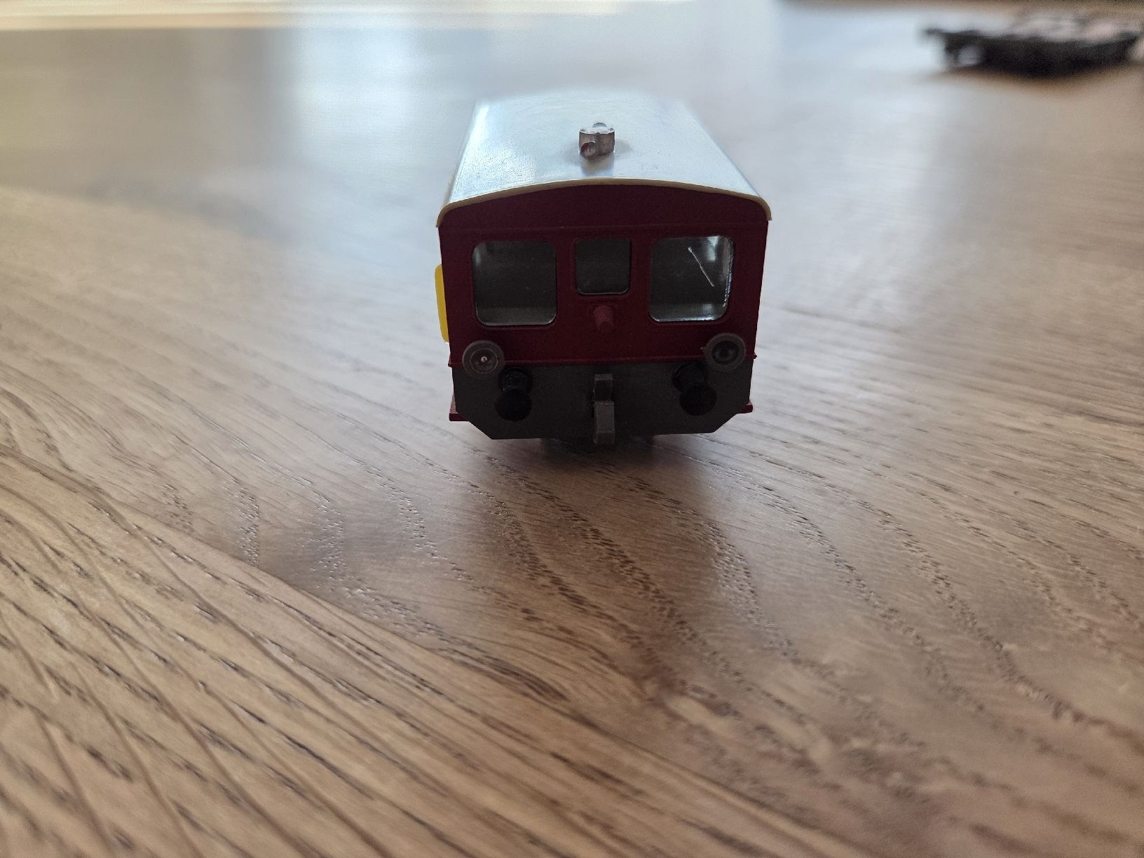 Modellini di ferrovie: Modelleisenbahn TM 633 – Usato da Berikon venduto da TopLok1 2