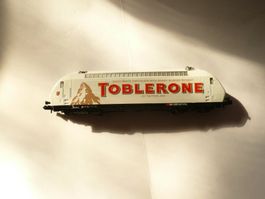 MINITRIX SPUR N TOBLERONE WEISS LOK IST NEU UND OVP