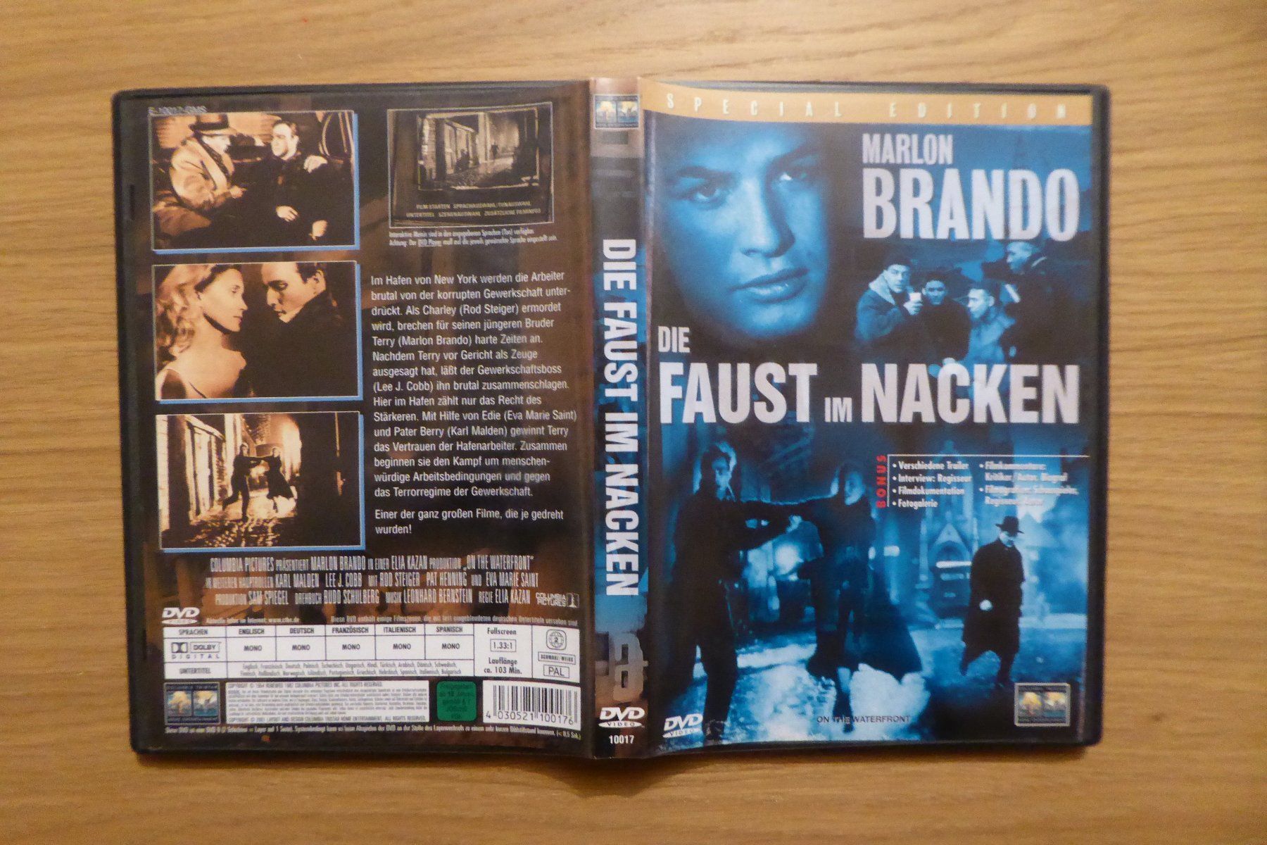 Tutti i DVDs: DVD die Faust im Nacken Marlon Brando – Usato da Allschwil venduto da Summelsarium