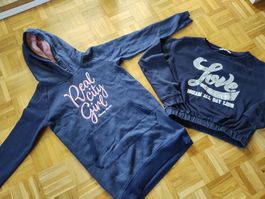 Zwei blaue Mädchen Pullover 164